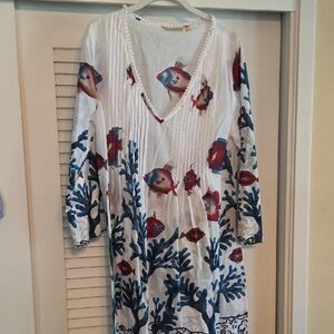 Soft Surroundings White Top with Red Accent Trim